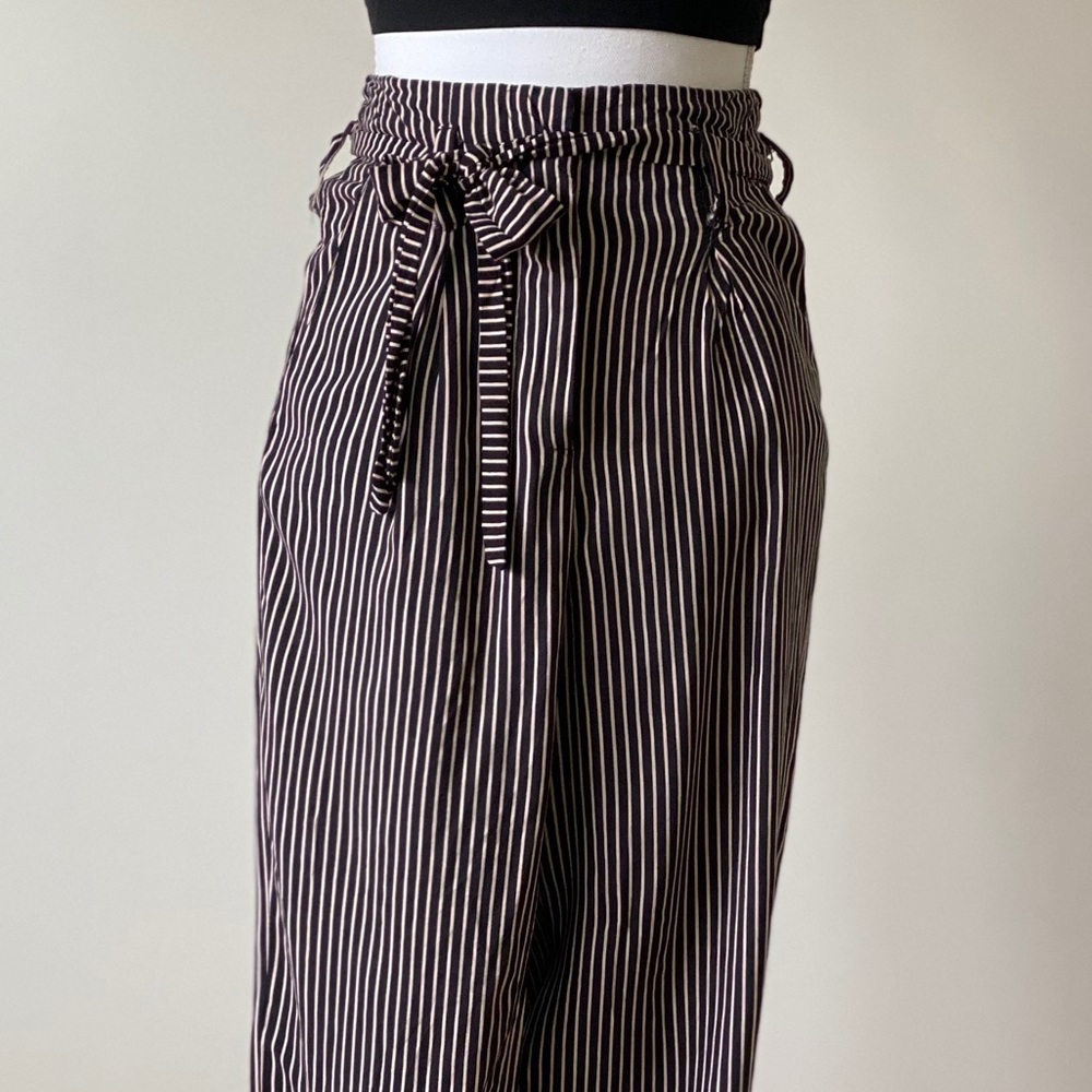 VALIJA BLACK STRAIGHT BOTTOM